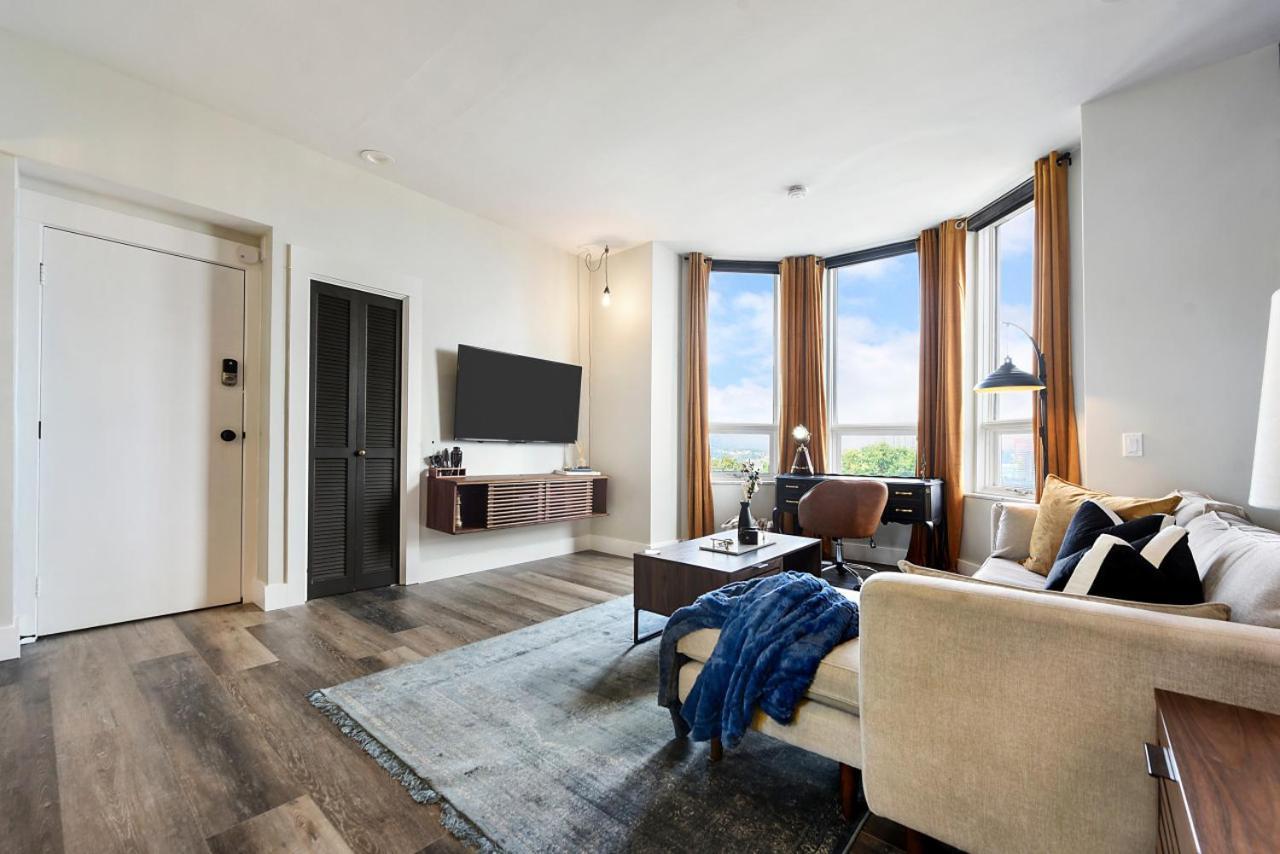 The Grandview - King Bed - Spectacular Views Apartment