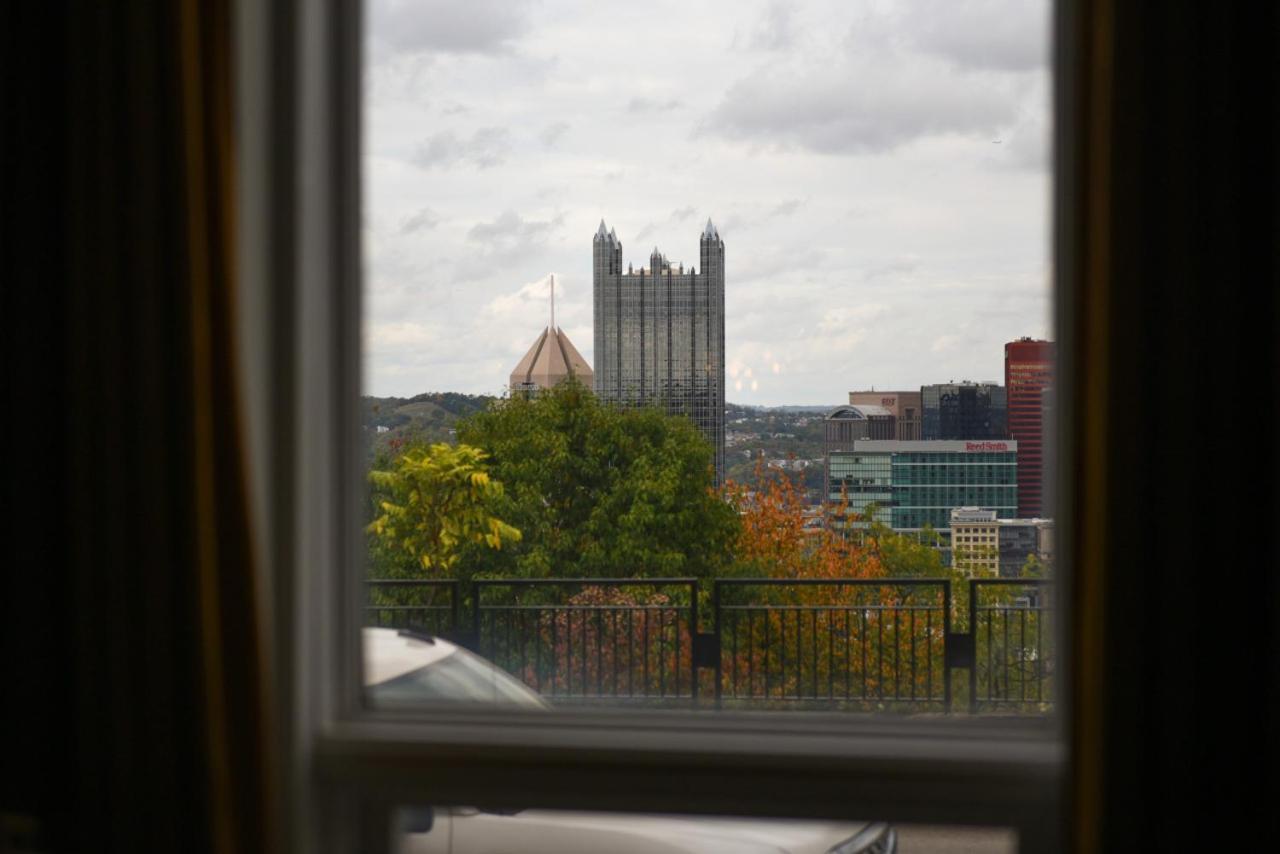 The Grandview - King Bed - Spectacular Views Pittsburgh