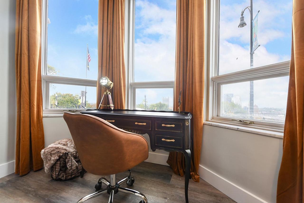 The Grandview - King Bed - Spectacular Views *